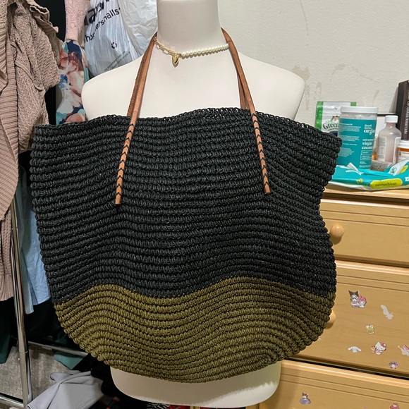 Chic Black and Olive Woven Tote Bag - Picture 1 of 3